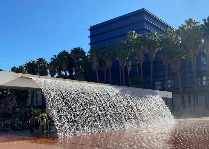 Charming Sailboat Lisboa