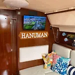 船上ホテル Charming Sailboat